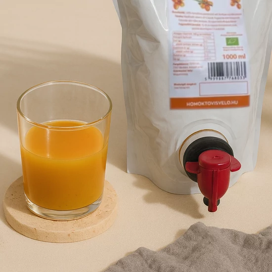 Homoktövis velő kitöltve egy 50ml-es pohárba.